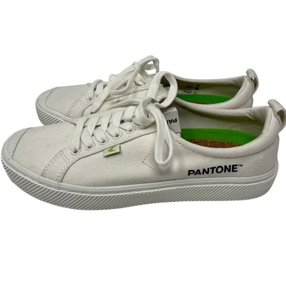 Cariuma OCA Low Pantone Snow White Canvas Contrast Thread Sneaker 8.5 M / 10 W - Picture 10 of 11